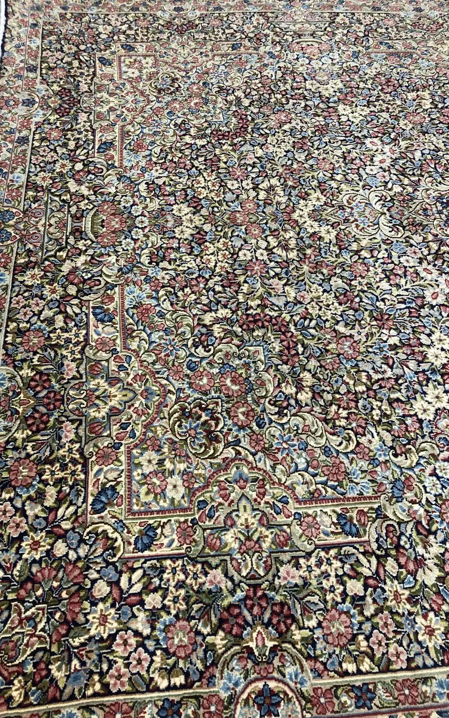 Kerman Persian Rug Traditional Wed Dye (370×287)cm