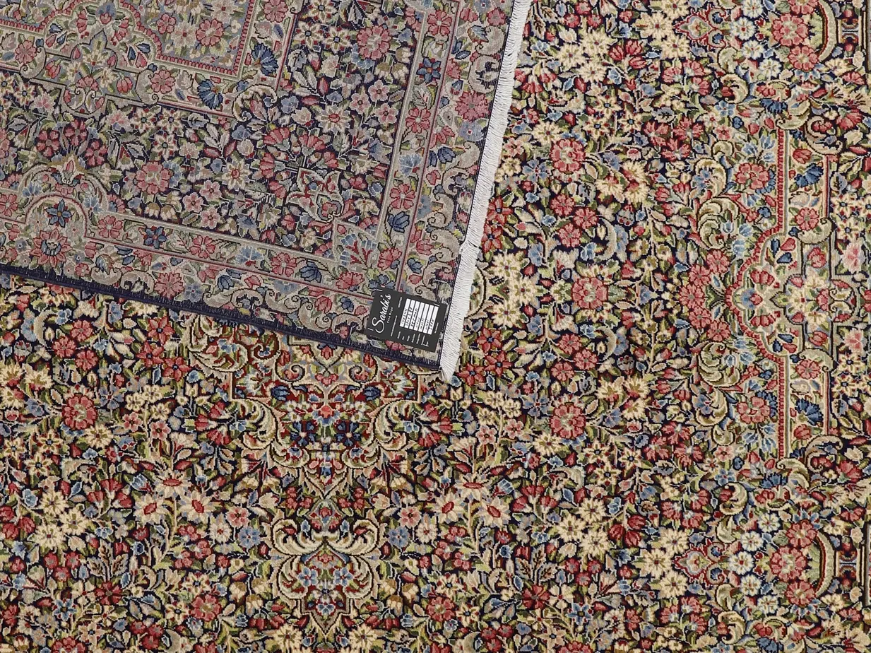 Kerman Persian Rug Traditional Wed Dye (370×287)cm