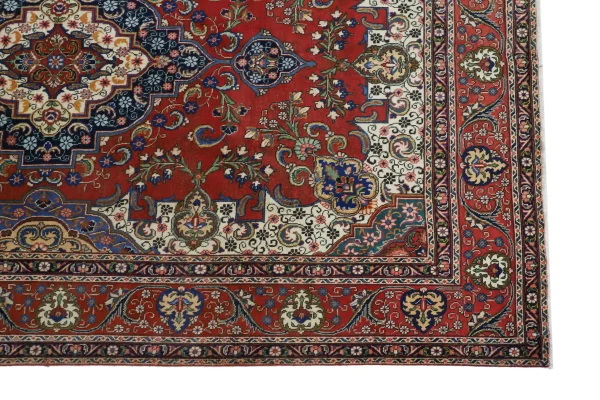 Red Floral Medallion Tabriz Gereman Dye Iran Soft Wool (345 x 245)cm