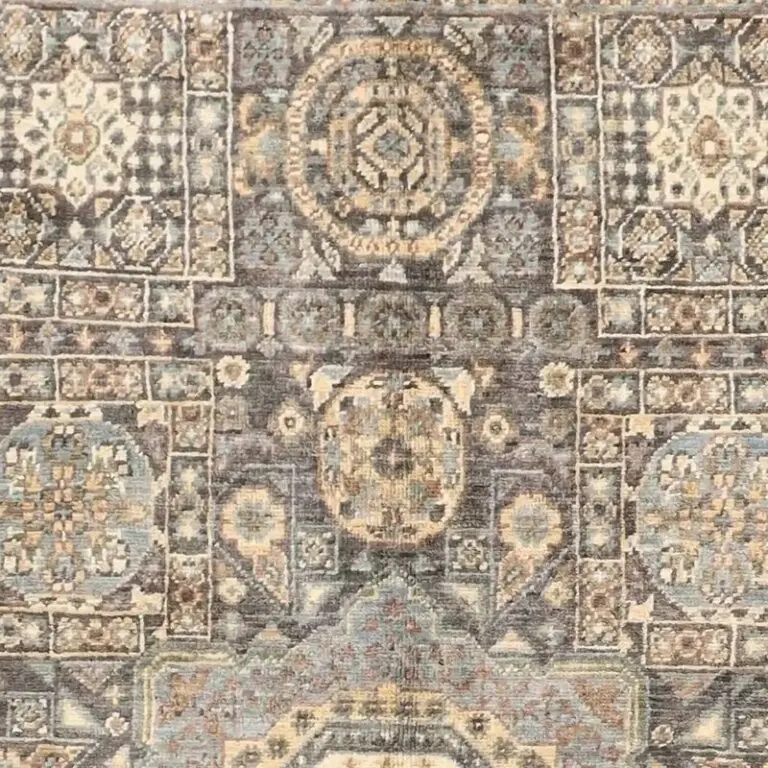Ash Grey Mamluk Rug, Double Hand Knotted, Fine NZ Wool, Veg Dye, Afghan (183 x 122)cm, ash grey mamluk rug, close-up detail 1