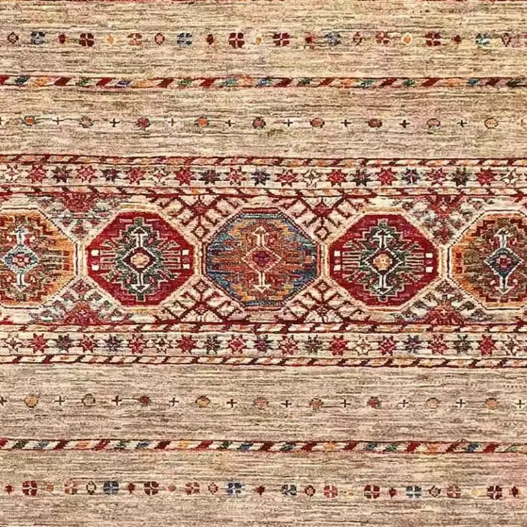 Khorjin Rug 208 x 150, beige khorjin rug, close-up detail 2