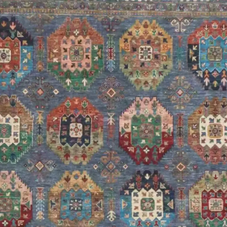 Vaziri Rug - 362 x 268, blue geometric vaziri rug, close-up detail 1