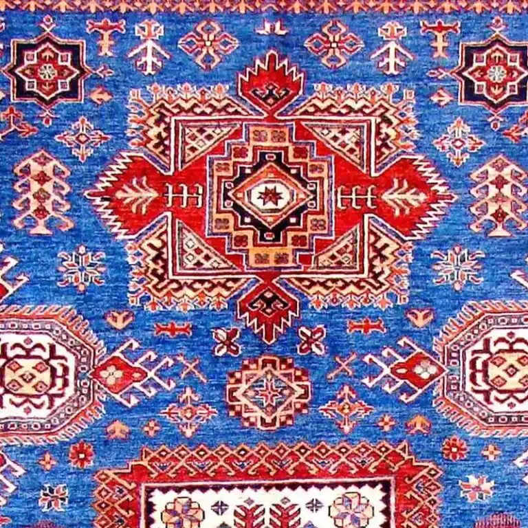 Super Kazak Rug - 307 x 199, blue lamb wool kazak rug, close-up detail 1