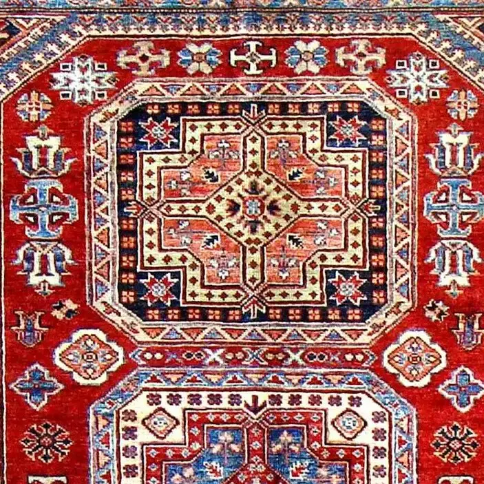 Super Kazak Rug - 207 x 144, blue medallion kazak rug, close-up detail 1