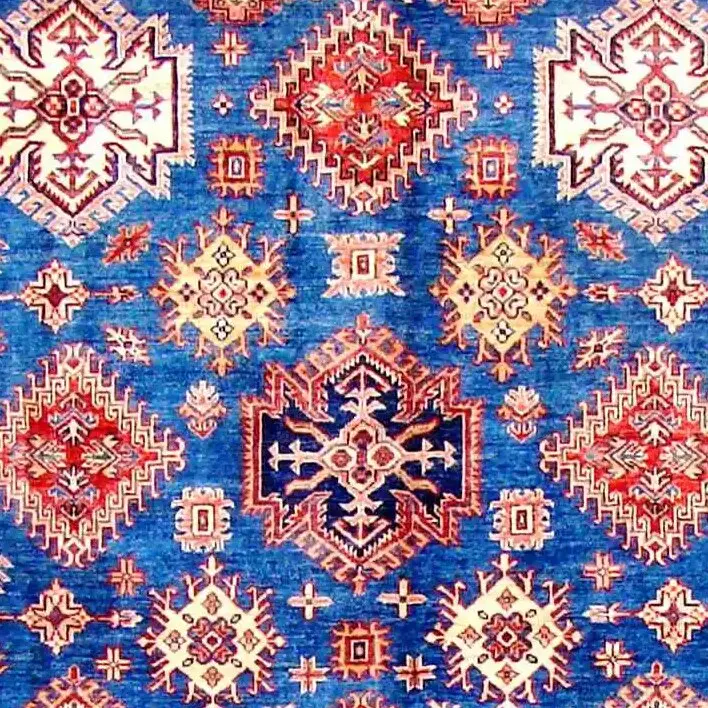 Super Kazak Rug - 302 x 201, blue white border kazak rug, close-up detail 1