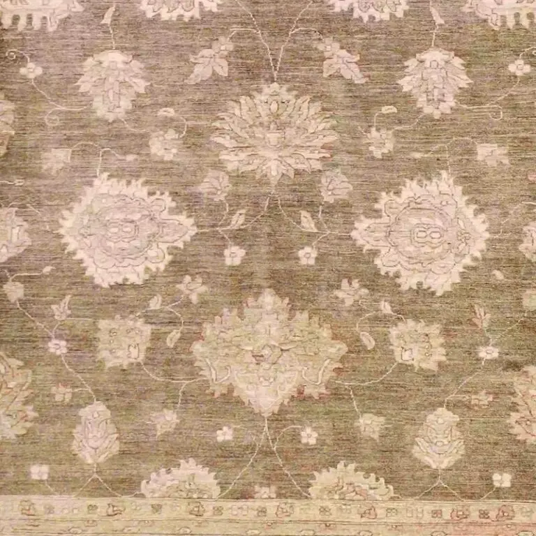 Gazani Rug - 395 x 277, brown floral gazani rug, close-up detail 3