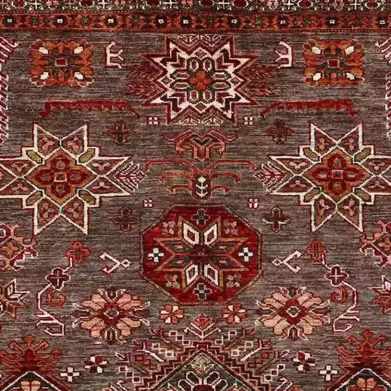 Super Kazak Rug 207 x 156, brown sarasar kazak rug, close-up detail 1