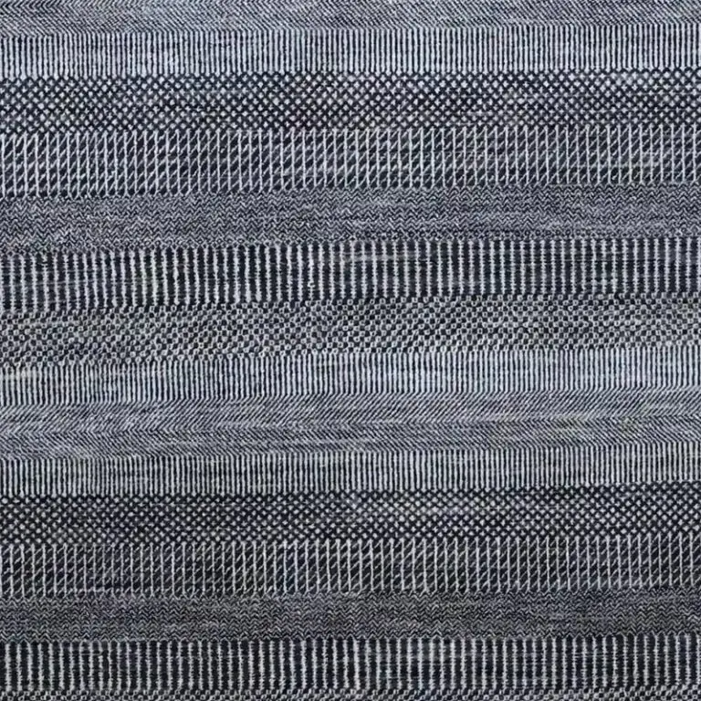 Charcoal Grey Contemporary Designer Rug, Double hand Knotted, NZ Wool, German Dye, Agra (289 x 244)cm, charcoal contemporary rug, close-up detail 3
