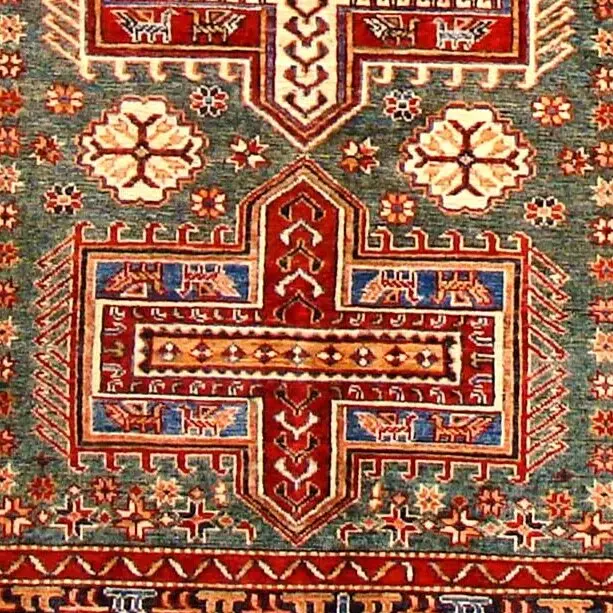 Super Kazak Rug - 210 x 148, cream border kazak rug, close-up detail 3