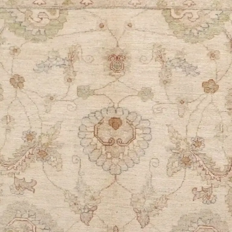 Cream Choobi Rug, Double hand Knotted, Veg Dye, Afghan (204 x 150)cm, cream chobi afghan rug, close-up detail 1