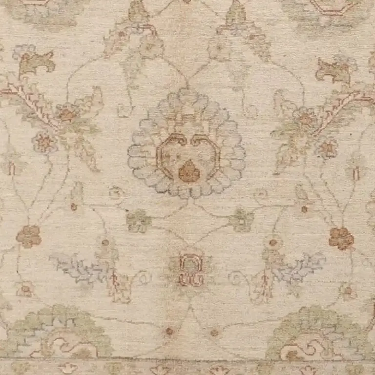 Cream Choobi Rug, Double hand Knotted, Veg Dye, Afghan (204 x 150)cm, cream chobi afghan rug, close-up detail 3