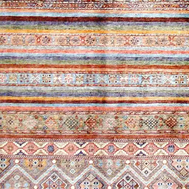 Khurjeen Rug - 291 x 205, cream floral khurjeen rug, close-up detail 3