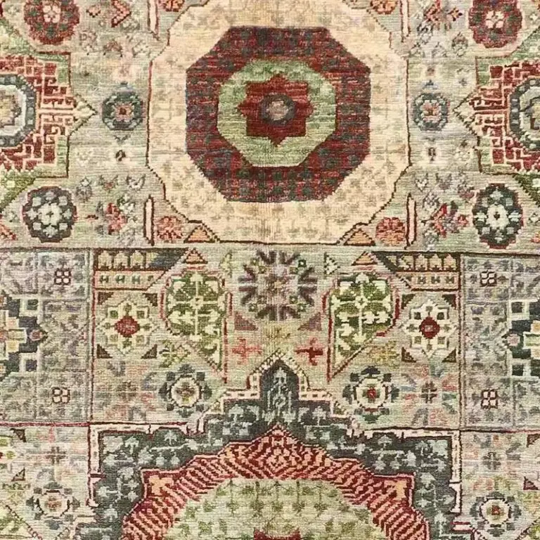 Mamluk Rug 183 x 122, cream geometric mamluk rug, close-up detail 1