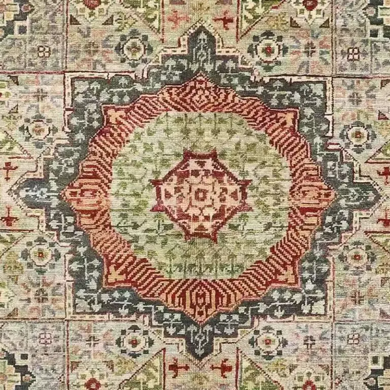Mamluk Rug 183 x 122, cream geometric mamluk rug, close-up detail 2