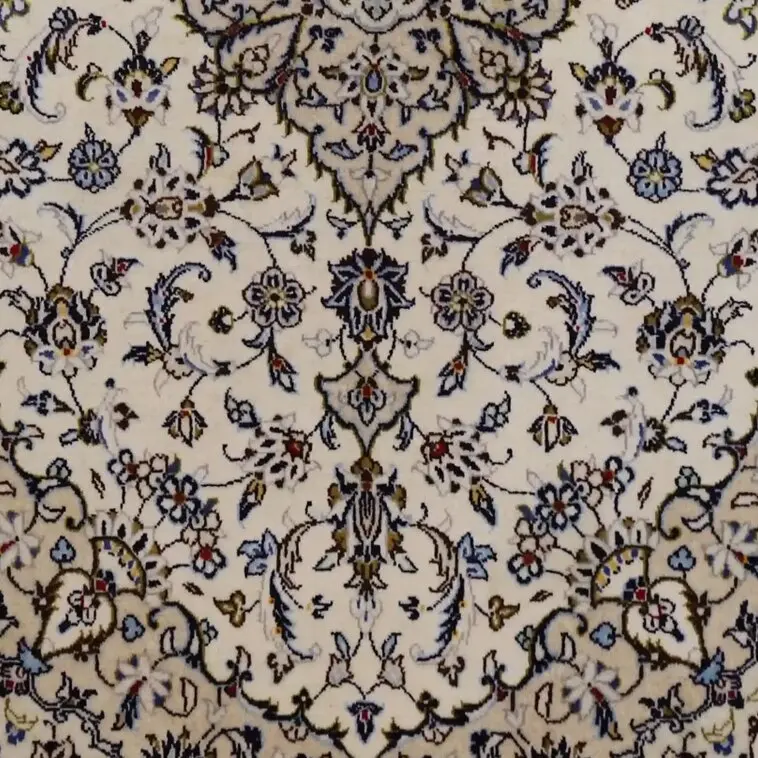 Creamy Kashan Rug, Double Hand Knotted, Lamb Wool Iran(214 x 136)cm, cream kashan persian rug, close-up detail 3