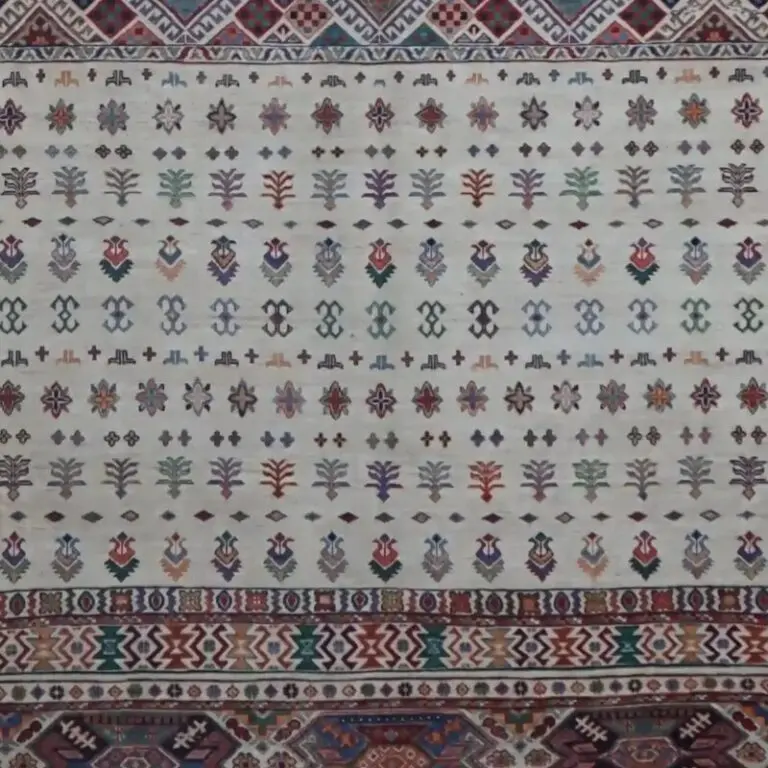 Cream Khorjin Designer Rug, Double hand knotted, NZ Wool, Veg Dye, Afghan (407 x 300), cream khorjin rug, close-up detail 3