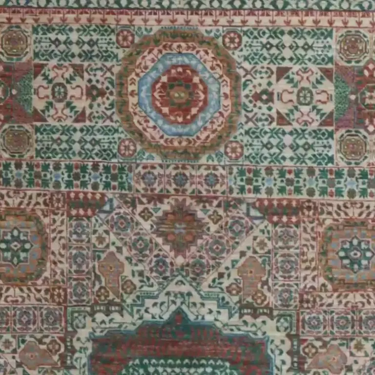 Mamluk Rug - 258 x 170, cream mamluk rug, close-up detail 1