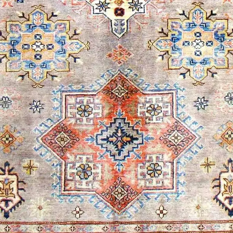 Super Kazak Rug - 208 x 148, cream sarasar kazak rug, close-up detail 3
