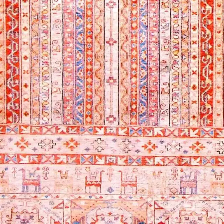 Kalgohar Rug - 296 x 199, cream tribal kalgohar rug, close-up detail 3