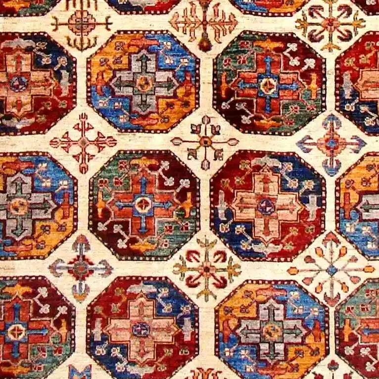 Vaziri Rug - 233 x 177, cream vaziri rug, close-up detail 3