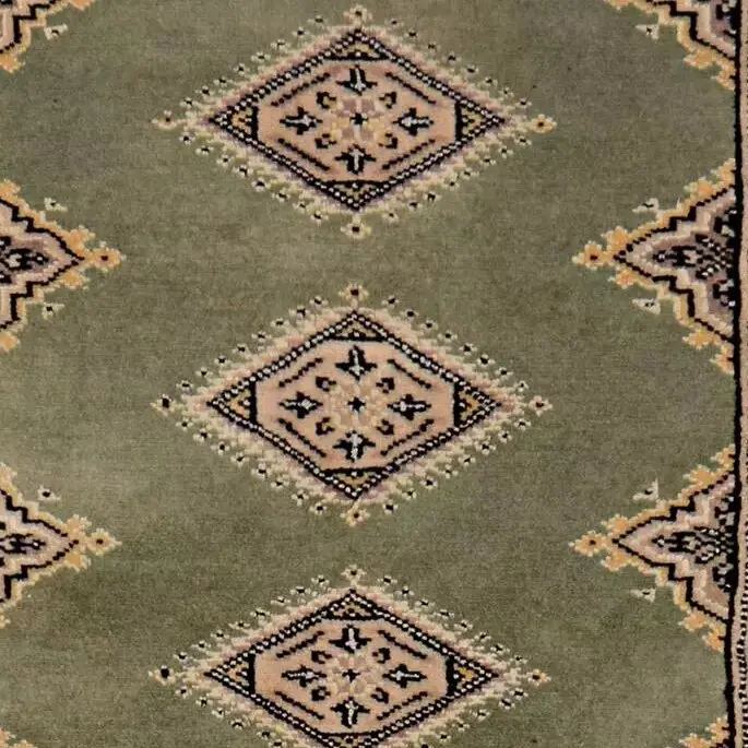 Kashmiri Green Rug - 120 x 76, green kashmiri rug, close-up detail 2