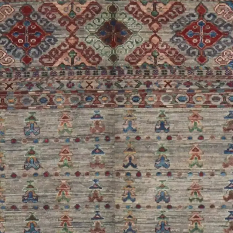Khorjin Rug 204 x 155, grey khorjin rug, close-up detail 1