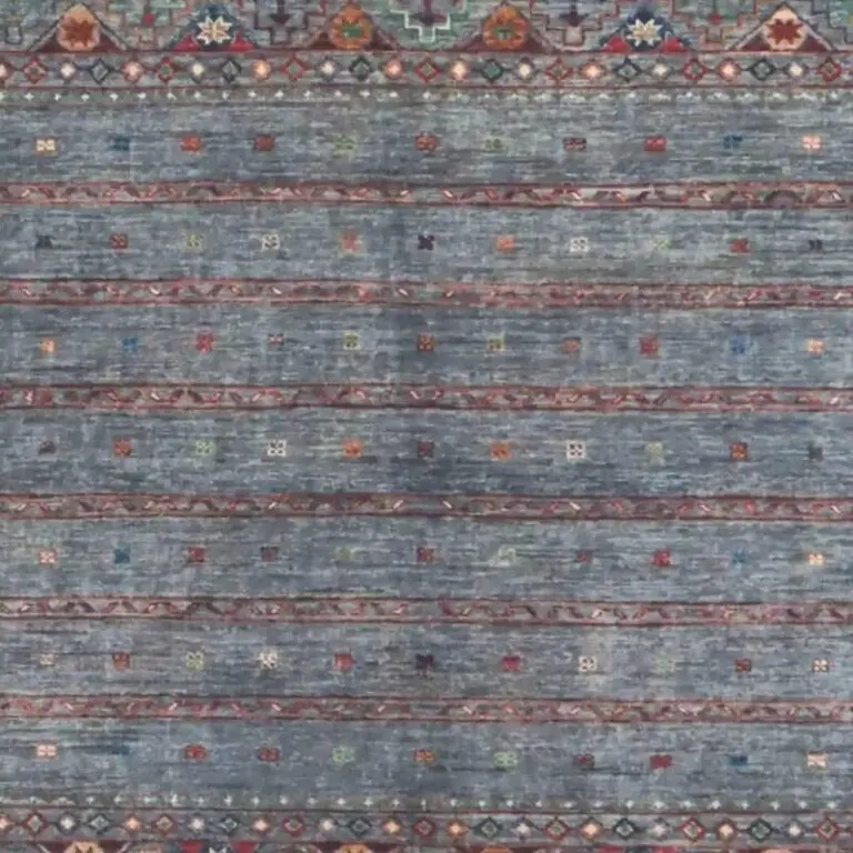 Khorjin Rug - 292 x 205, grey tribal khorjin rug, close-up detail 2