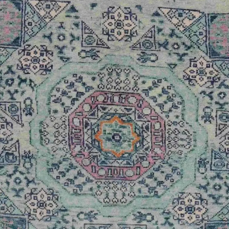 Abshari Rug - 242 x 169, medallion abshari rug, close-up detail 2