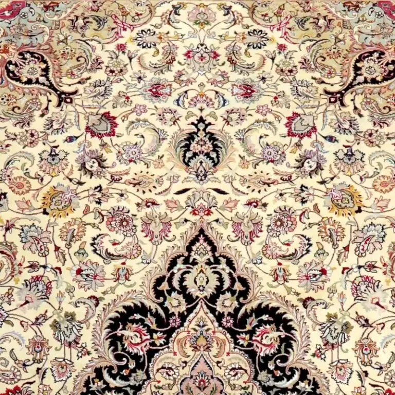 Black Medallion 50 Raj Tabriz, Double Hand Knotted, Super Fine Lamb Wool, Iran(315 x 200)cm, medallion tabriz persian rug, close-up detail 1