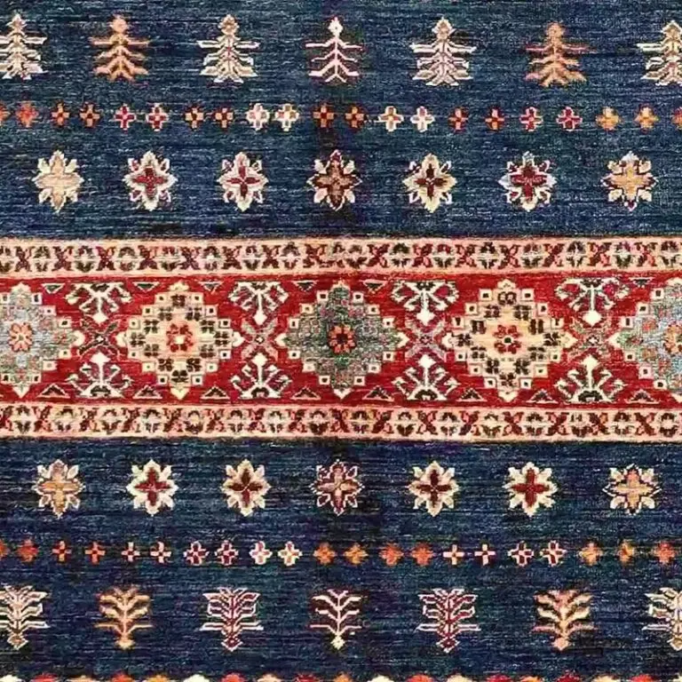 Khorjin Rug 251 x 174, navy blue khorjin rug, close-up detail 2