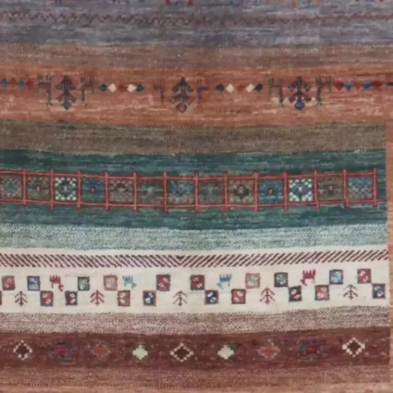 Gabbeh Rug 200 x 152, ocher gabbeh rug, close-up detail 1