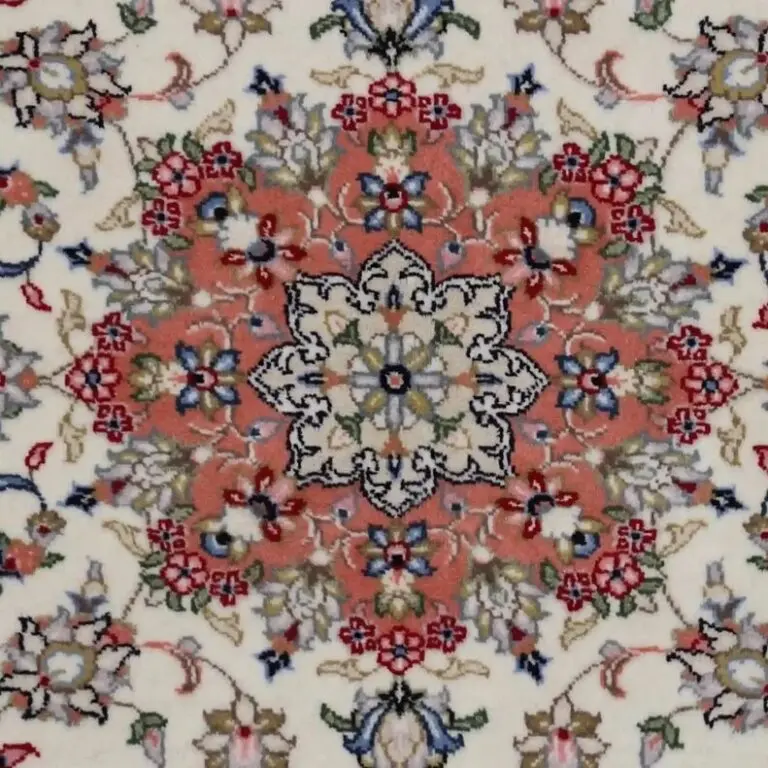 Peachy Yazd Rug, Double hand Knotted, Lambb Handspun Wool, Iran (147 x 100)cm, peach yazd persian rug, close-up detail 2
