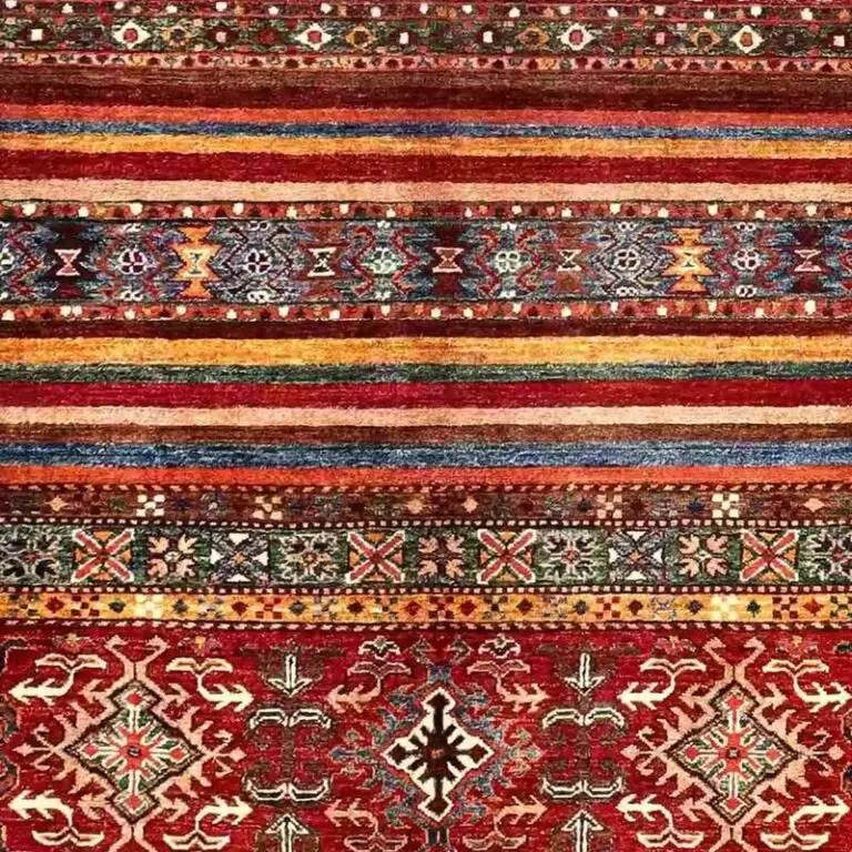 Khorjin Rug - 254 x 181, red afghan khorjin rug, close-up detail 3