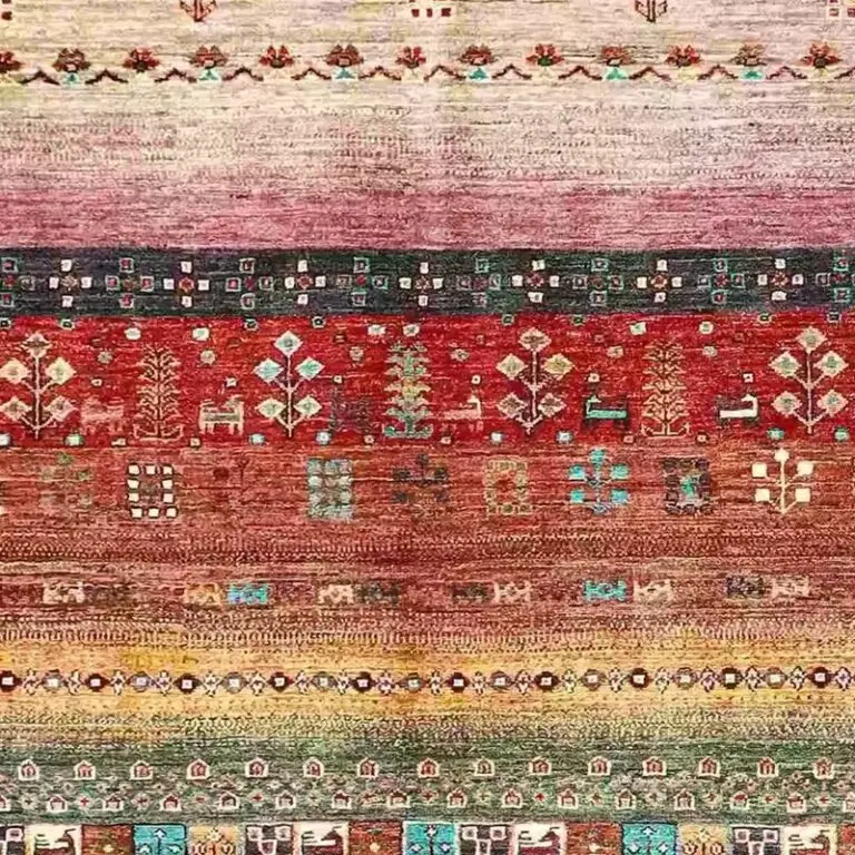 Gabbeh Rug 242 x 176, red gabbeh rug, close-up detail 1