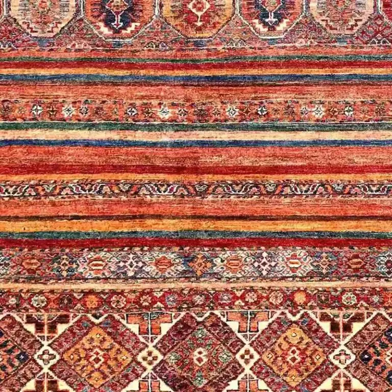 Khorjin Rug - 228 x 175, red hand knotted khorjin rug, close-up detail 3