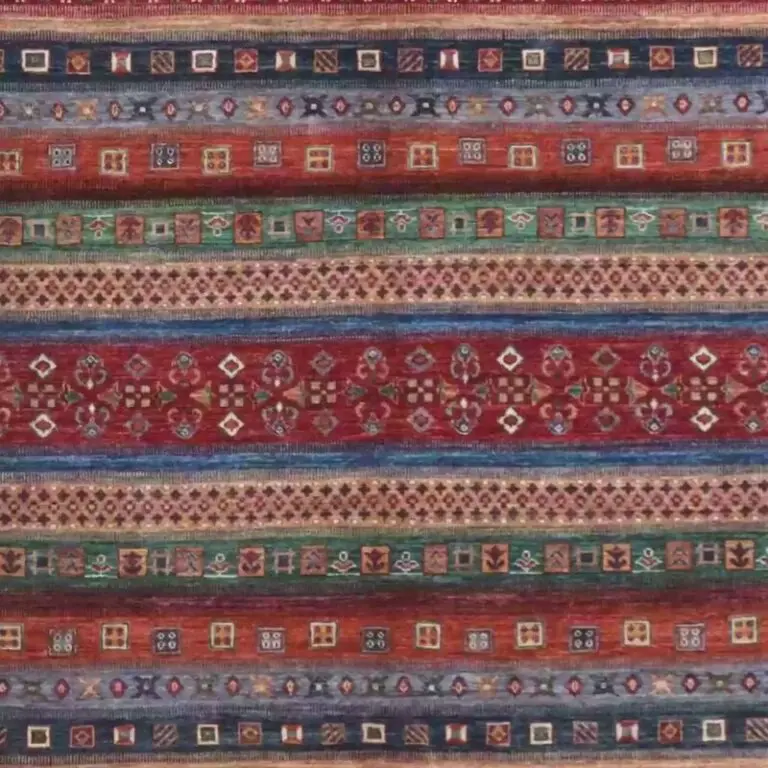 Gabbeh Rug - 355 x 271, red lamb wool gabbeh rug, close-up detail 2