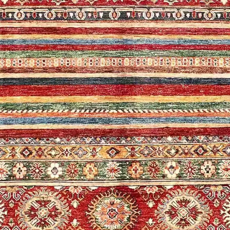 Khorjin Rug 218 x 153, red lamb wool khorjin rug, close-up detail 3