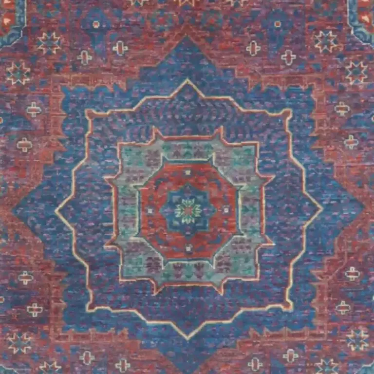 Mamluk Rug 196 x 150, red medallion mamluk rug, close-up detail 2