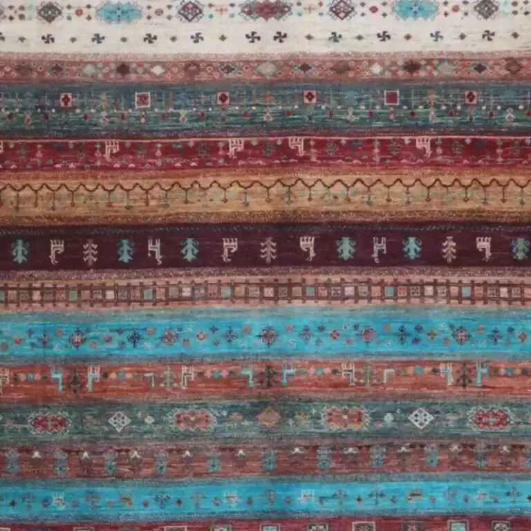 Gabbeh Rug - 304 x 240, red natural dye gabbeh rug, close-up detail 1