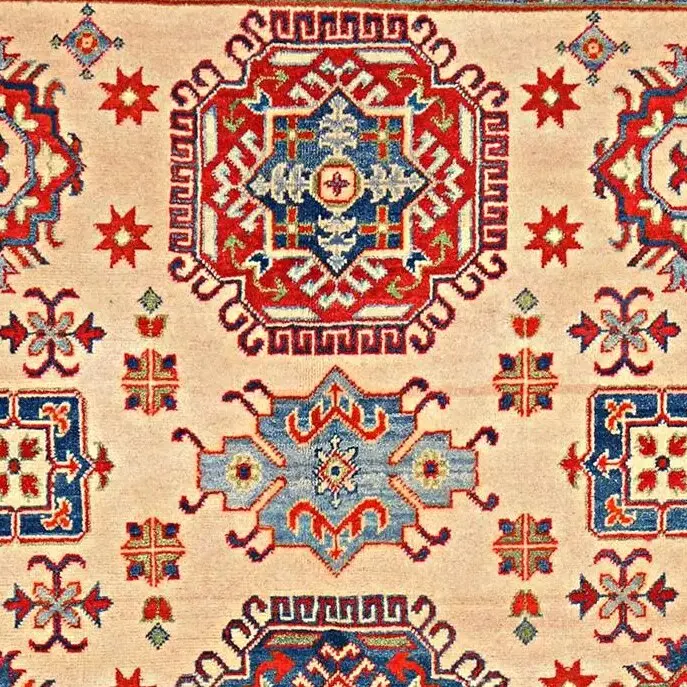 Super Kazak Rug - 228 x 166, red natural dye kazak rug, close-up detail 1