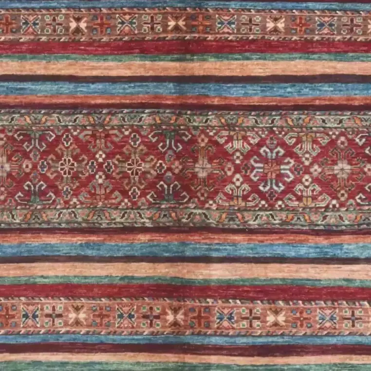 Khorjin Rug - 215 x 180, red natural dye khorjin rug, close-up detail 2