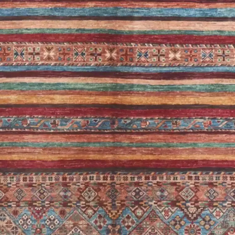 Khorjin Rug - 215 x 180, red natural dye khorjin rug, close-up detail 3