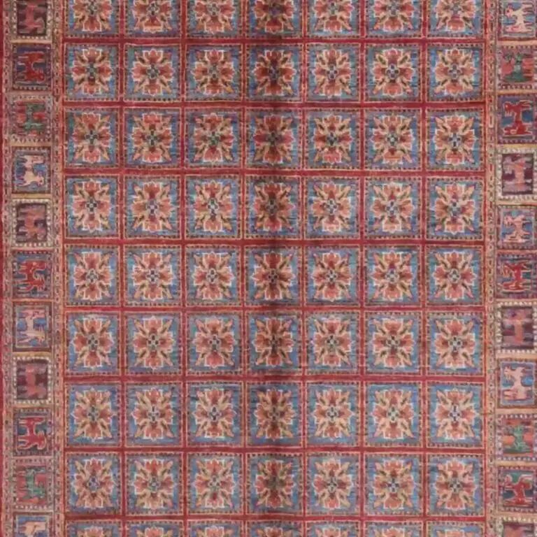 Pazarik Rug - 330 x 251, red pazyryk design rug, close-up detail 2