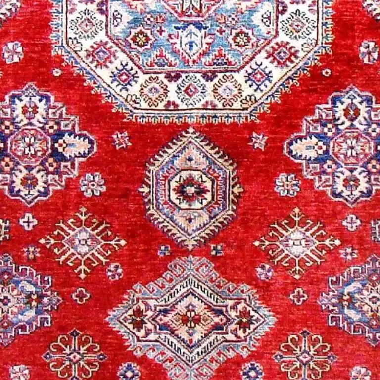 Super Kazak Rug - 194 x 253, red sarasar kazak rug, close-up detail 3