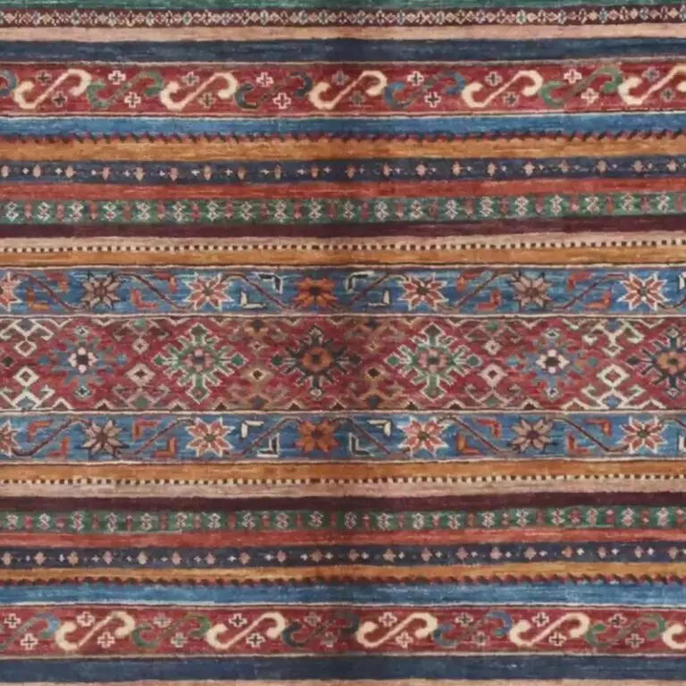 Khorjin Rug - 222 x 171, red striped khorjin rug, close-up detail 2