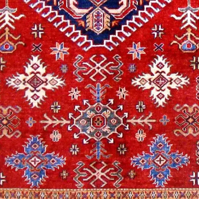 Super Kazak Rug - 198 x 152, red traditional kazak rug, close-up detail 3