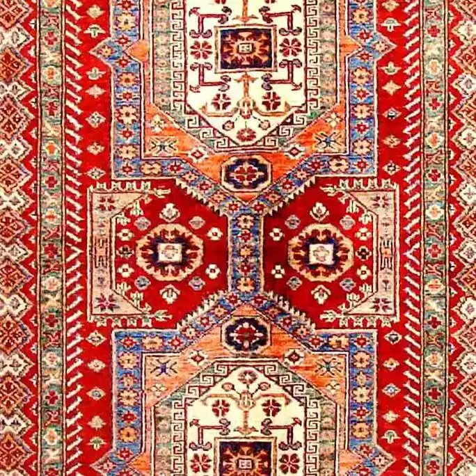 Super Kazak Rug 254 x 172, red white border kazak rug, close-up detail 2