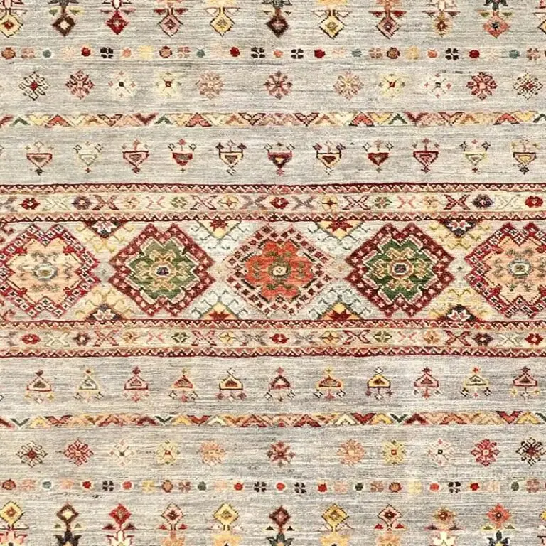 Transitional Rug Khorjin, Double Hand Knotted, NZ Handspun Wool, Veg Dye, Afghan (259 x 176)cm, transitional khorjin rug, close-up detail 2