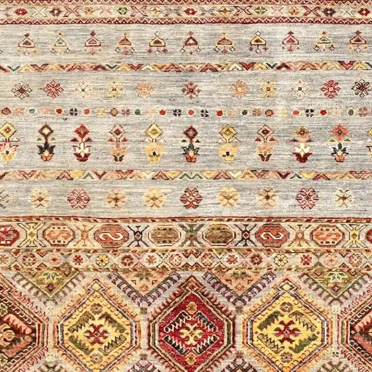 Transitional Rug Khorjin, Double Hand Knotted, NZ Handspun Wool, Veg Dye, Afghan (259 x 176)cm, transitional khorjin rug, close-up detail 3