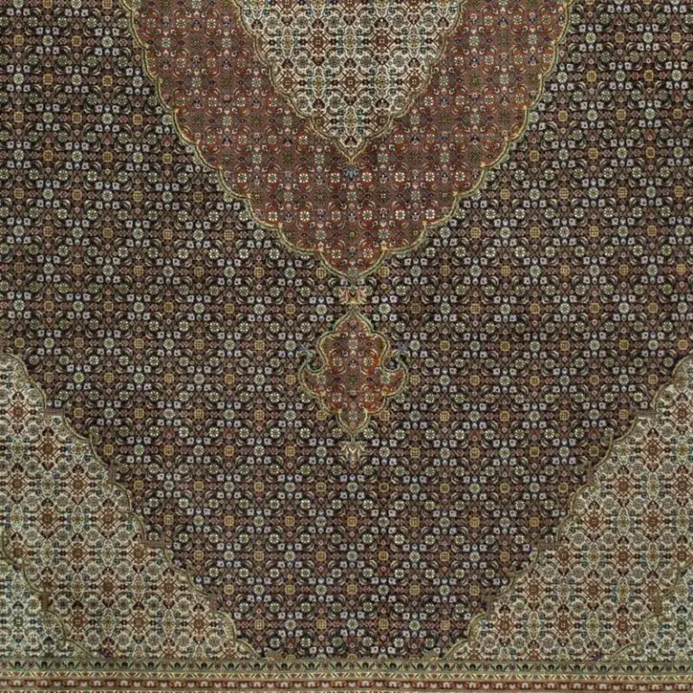 Persian Tabriz 60Raj Mahi Hand Knotted Rug Excellent Quality NZ Wool & Pure silk Veg Dye Iran(403×300), black tabriz mahi rug, close-up detail 3